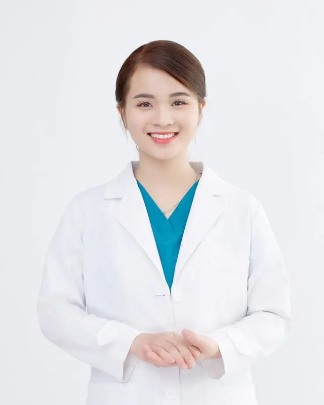Dra. Valentina Lee